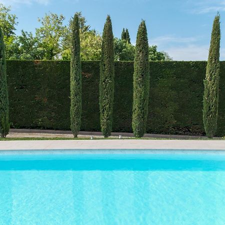 Villa Carini With 3000 Mq Garden & Heated Pool Кастельнуово-дель-Гарда Экстерьер фото
